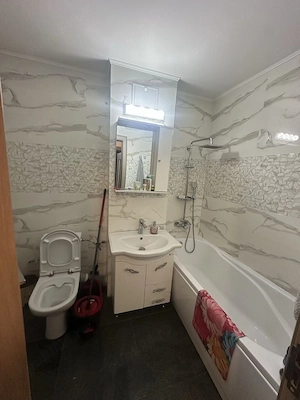 2 camere decomandate Prundu etaj 1din8,57mp, 99000euro - imagine 2