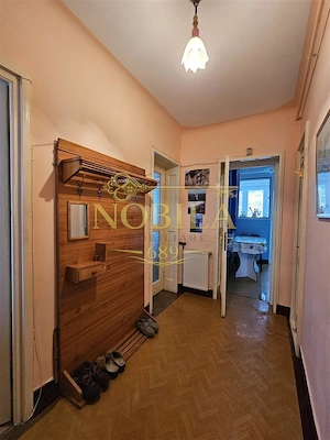 Apartament cu GRADINA SI ACOPERIS  MANSARDA DE VANZARE IN ONESTI ETJ 1 - imagine 9