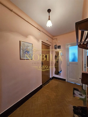 Apartament cu GRADINA SI ACOPERIS  MANSARDA DE VANZARE IN ONESTI ETJ 1 - imagine 7