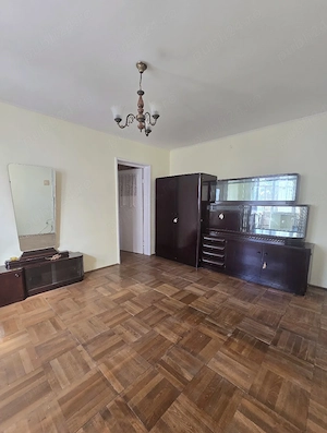 Direct Proprietar | Apartament 2 Camere - Bulevardul Revoluției | Etaj 2 | Negociabil - imagine 3