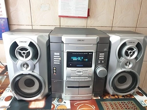 Combina Clasica Sony HCD - RG22 + Boxe Sony SS - RG55