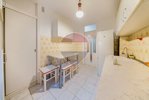 Apartament cu 3 camere, in zona Boul Rosu - imagine 9