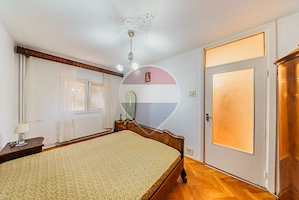 Apartament cu 3 camere, in zona Boul Rosu - imagine 4
