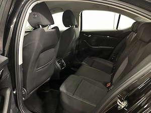 Skoda Octavia - imagine 11