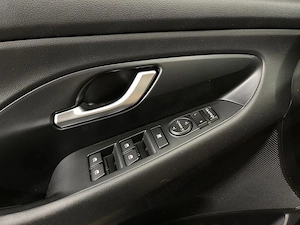Hyundai i30 - imagine 18