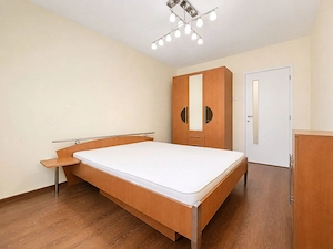 Apartament spatios de închiriat cu 3 camere - zona Iosefin / Piata Iuliu Maniu - imagine 11