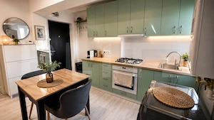 Apartament 3 camere, 41 mp, zona Centrală 