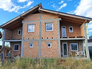 Proprietar,  vand duplex nou intre Bod si Sanpetru - 800mp teren. Fara agentii - imagine 2