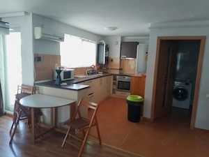 Eroilor, Floresti 400 euro