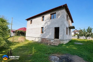 Casa P+E, 222 mp construiti, teren 1.078 mp, Borlesti, jud. Neamt - imagine 5