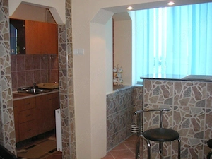 inchiriez garsoniera deosebita zona Spitalul Judetean,Brasov