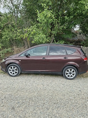 Vând Seat Altea Xl 1.6 benzina perfect funcțională  - imagine 3