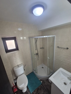 închiriez apartament cu 2camere  - imagine 3