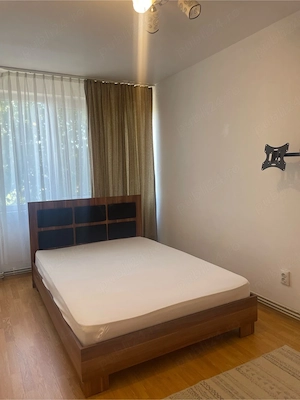 Inchiriez apartament , 3 camere , decomandat , etaj 2 , Splaiul C.Brediceanu - imagine 6