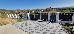 Proprietar, vând teren și clădire funcțională  - imagine 2