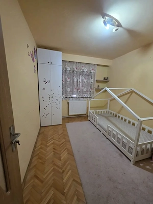 Apartament 3 camere decomandat zona 300 - imagine 7