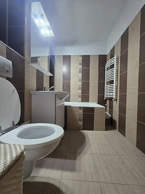 Apartament 3 camere decomandat zona 300 - imagine 6