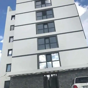 Inchiriez permanent apartament 2 camere ,Hanul Piratilor, langa Kaufland, Mamaia Nord - imagine 2