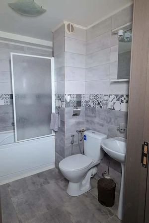 Inchiriez permanent apartament 2 camere ,Hanul Piratilor, langa Kaufland, Mamaia Nord - imagine 6