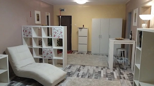 Particular vand apartament doua camere zona superba ( Piateta Favorit) - imagine 7