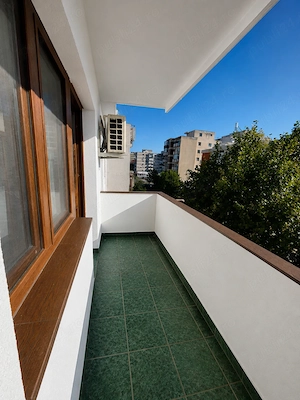 Apartament 3 camere decomandat zona 300 - imagine 9
