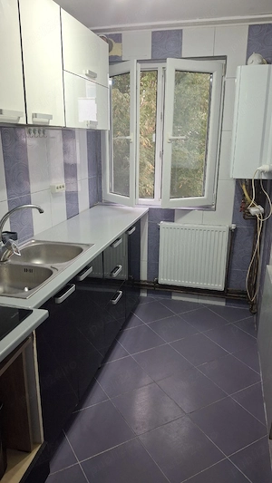 vand apartament 3 camere - imagine 8
