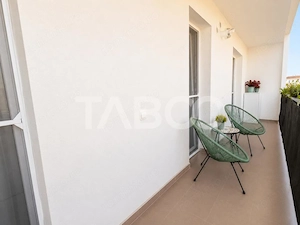Apartament decomandat de vanzare 2 camere etaj 1 lift balcon bloc nou - imagine 9