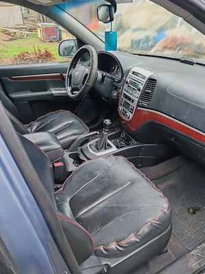 Vând hyundai santa fe 2007 motor defect. Preț 6500 lei. - imagine 4