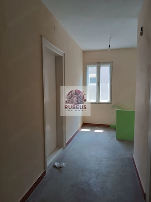 Casă solidă în Orșova, S+P+E, 220 mp, teren 284 mp - imagine 19