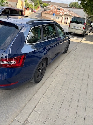 Skoda Superb automata - imagine 5