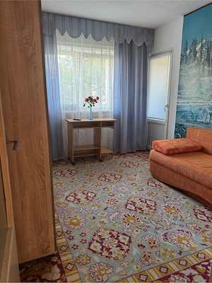 Inchiriez apartament 4 camere - imagine 3