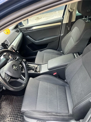 Skoda Superb automata - imagine 4
