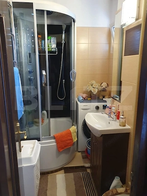 Apartament 3 camere, etaj 1 , loc de parcare , mobilat, Calea Bucuresti  - imagine 10