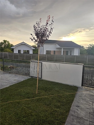 Duplex pe parter - 2 dormitoare - 2 bai - zona in dezvoltare - imagine 3