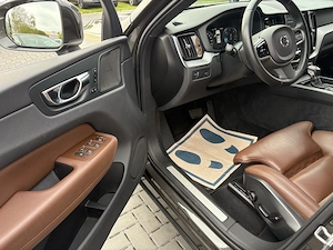 Volvo XC 60 D4,190 cp,inscripțion ,garantie,inmatriculata - imagine 7