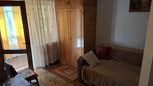 Vand apartament cu 3 camere  - imagine 3