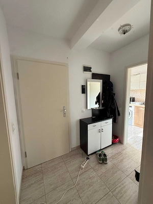 Apartament 2 camere decomandat, zona Tractorul-Coresi - imagine 5
