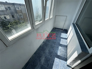 Nou! Garsoniera S=41 mp, decom., zona Zahana! - imagine 4