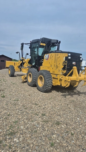 Greder CAT 120 120 AWD 429 ore de fun - imagine 7