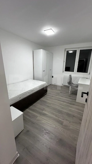 Apartament cu 4 camere, 78 mp, zona Cornișa - imagine 3