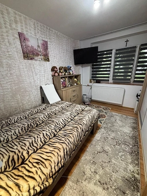 Apartament cu 3 camere, 58 mp, zona Nord - imagine 7