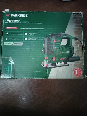 Fierastrau pendular
