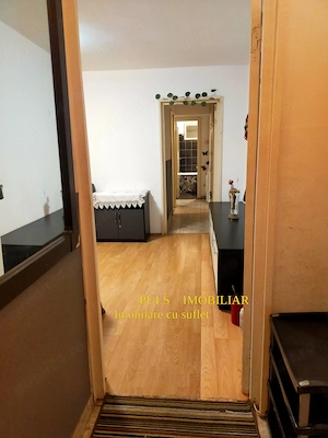 Tomis Nord - str.Dobrilă Eugeniu : apartament 3 camere , etaj 3 , semimobilat , utilat , termen lung - imagine 4