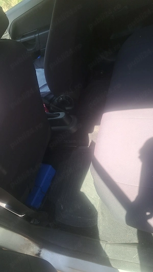 Ford fiesta,  unic proprietar + cauciucuri iarna cu jante - imagine 3