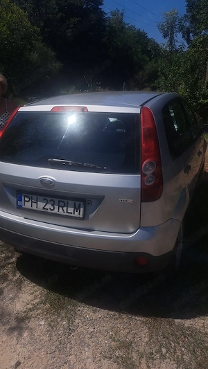 Ford fiesta,  unic proprietar + cauciucuri iarna cu jante - imagine 5