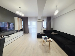 2 camere BLOC NOU 71 mp etaj intermediar vedere catre Dunare mobilat - imagine 2