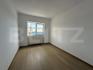 Apartament cu 4 camere, 84 mp, zona Semicentrală - imagine 2