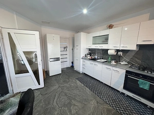 Casa de vanzare, 250 mp, zona Chirileu - imagine 8