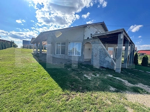 Casa de vanzare, 250 mp, zona Chirileu - imagine 3