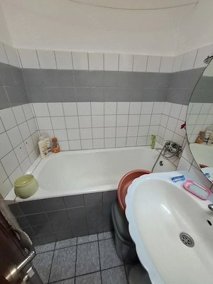 Vând apartament cu 2 camere confort 1 decomandat  - imagine 7